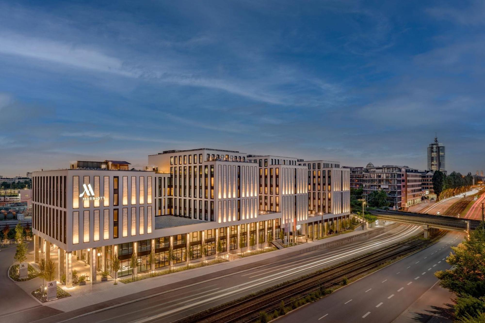 Munich Marriott Hotel City West エクステリア 写真